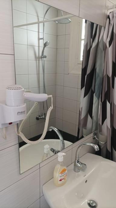 Athens-Gazi Apartments מראה חיצוני תמונה